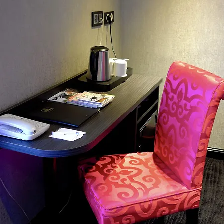 Western Empire Elysees Hotel Paris