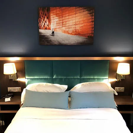 Western Empire Elysees Hotel