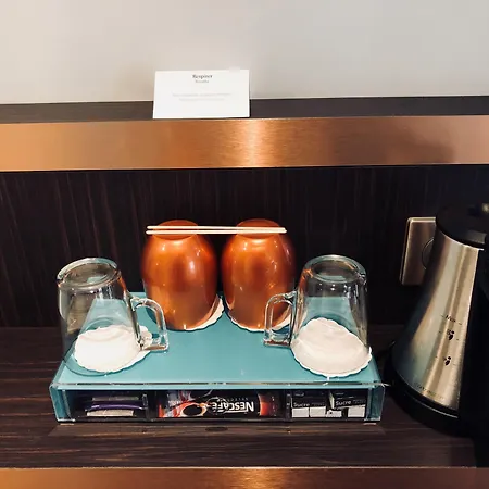 Western Empire Elysees Hotel