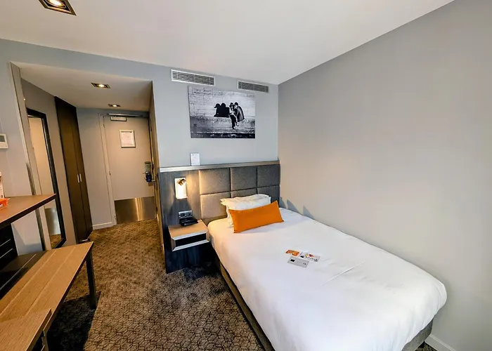 Western Empire Elysees Hotel Paryż