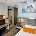Western Empire Elysees Otel