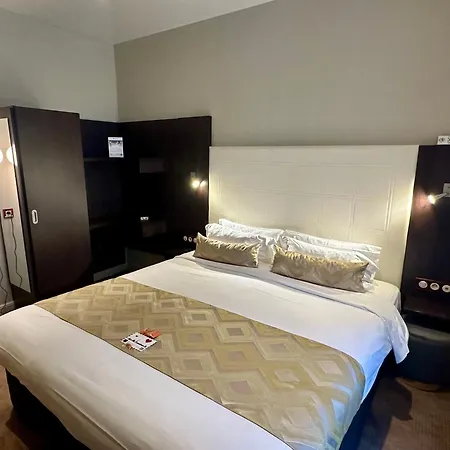 Western Empire Elysees Paris