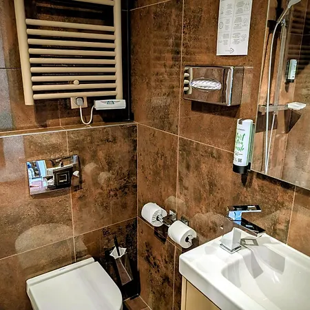 베스트 웨스턴 엠파이어 엘리제 호텔