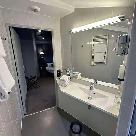 Western Empire Elysees Hotel Paris