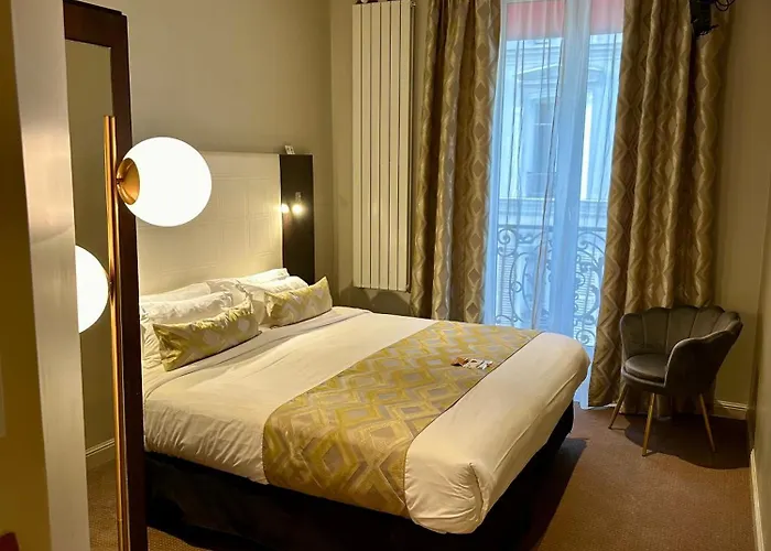 Western Empire Elysees Hotel Parigi