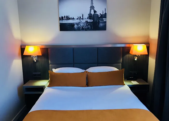 Western Empire Elysees Hotel 3*