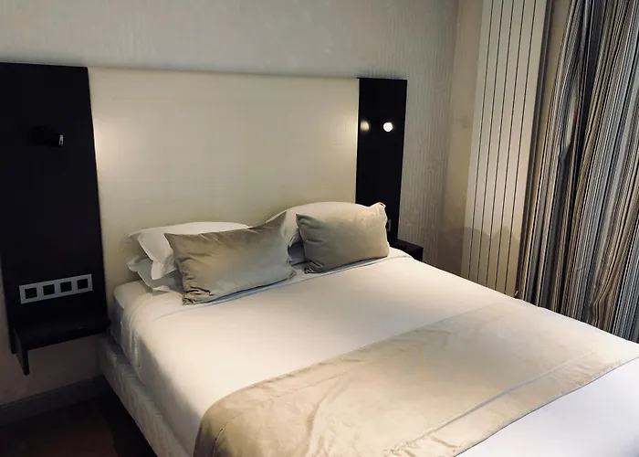 베스트 웨스턴 엠파이어 엘리제 3*