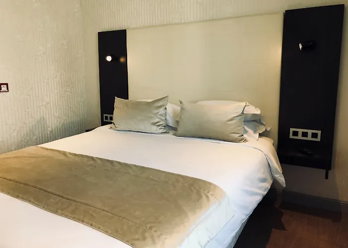 Western Empire Elysees Hotel 3*