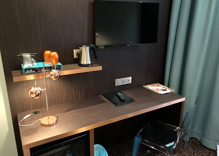 베스트 웨스턴 엠파이어 엘리제 호텔 3*