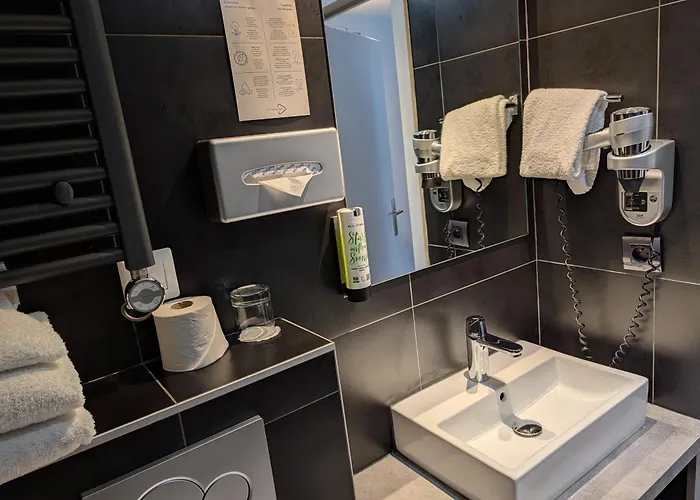 Western Empire Elysees Hotel Parigi