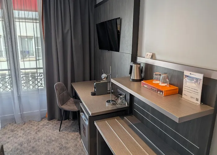 베스트 웨스턴 엠파이어 엘리제 호텔 3*